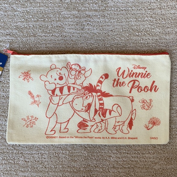 Winnie the Pooh and Disney Daiso Stationary Set - Picture 2 of 9